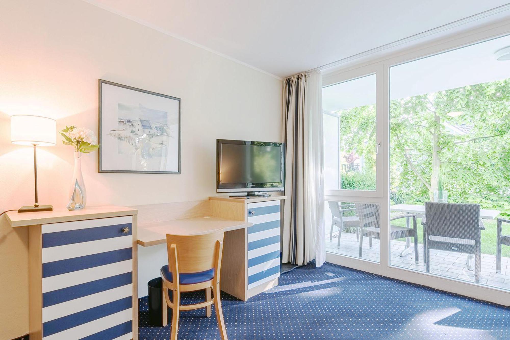 Seebaer Mit Terrasse Цингст Экстерьер фото